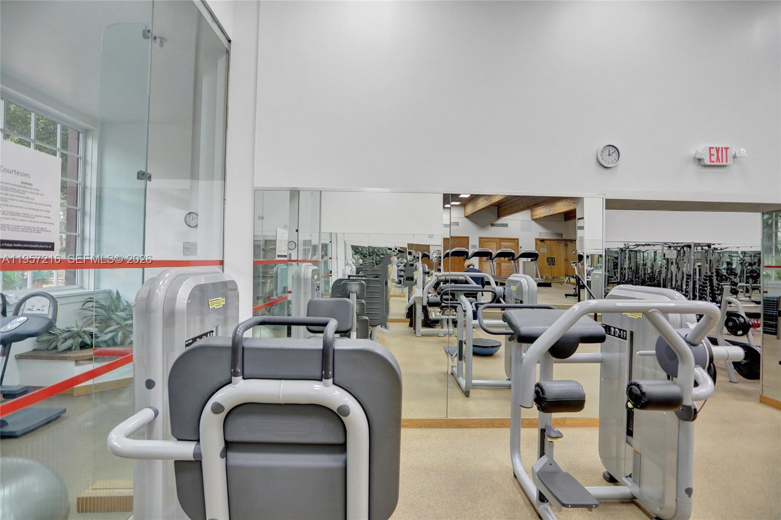 TOWERS OF QUAYSIDE CONDO - Residential