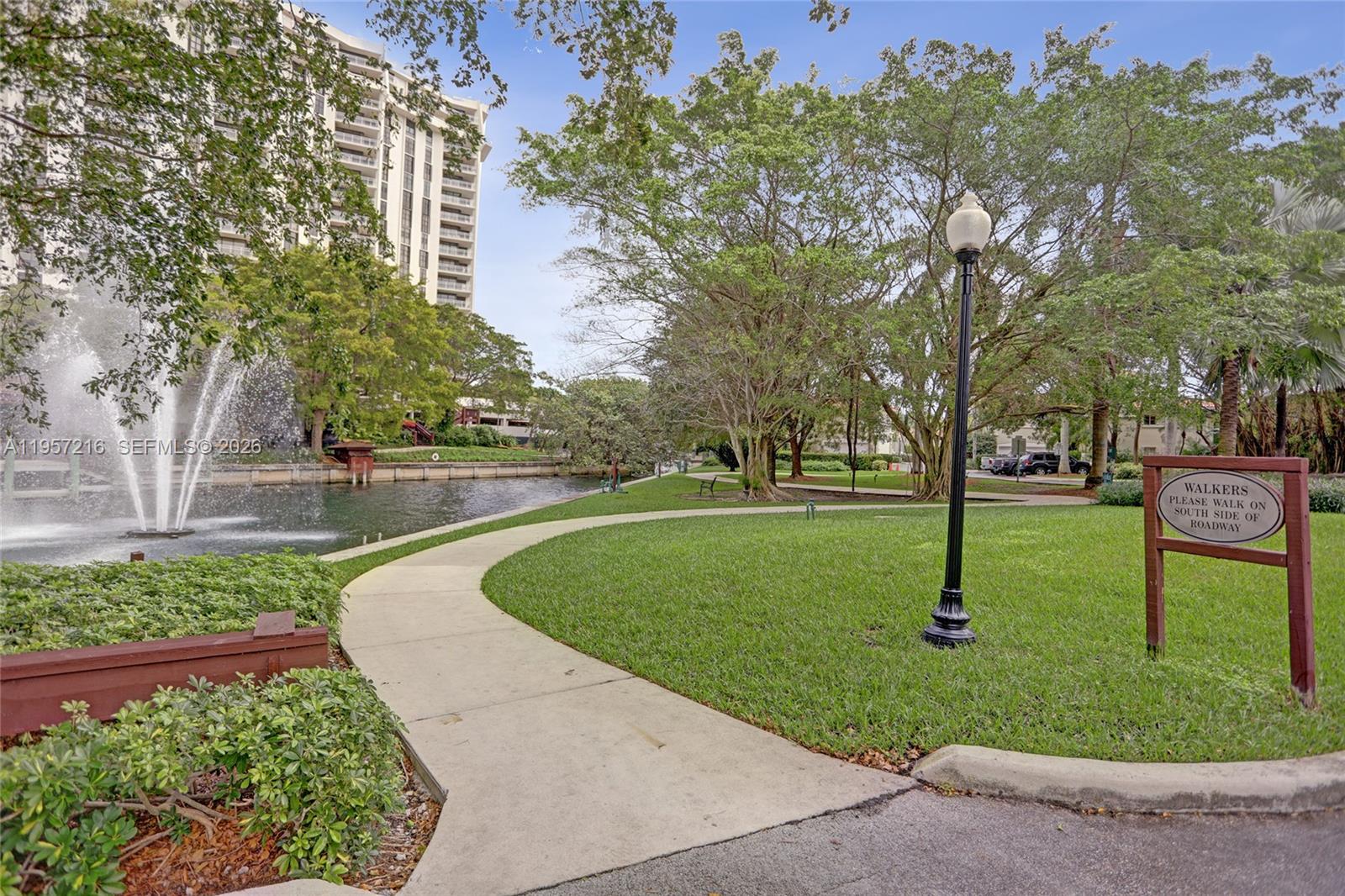 TOWERS OF QUAYSIDE CONDO - Residential