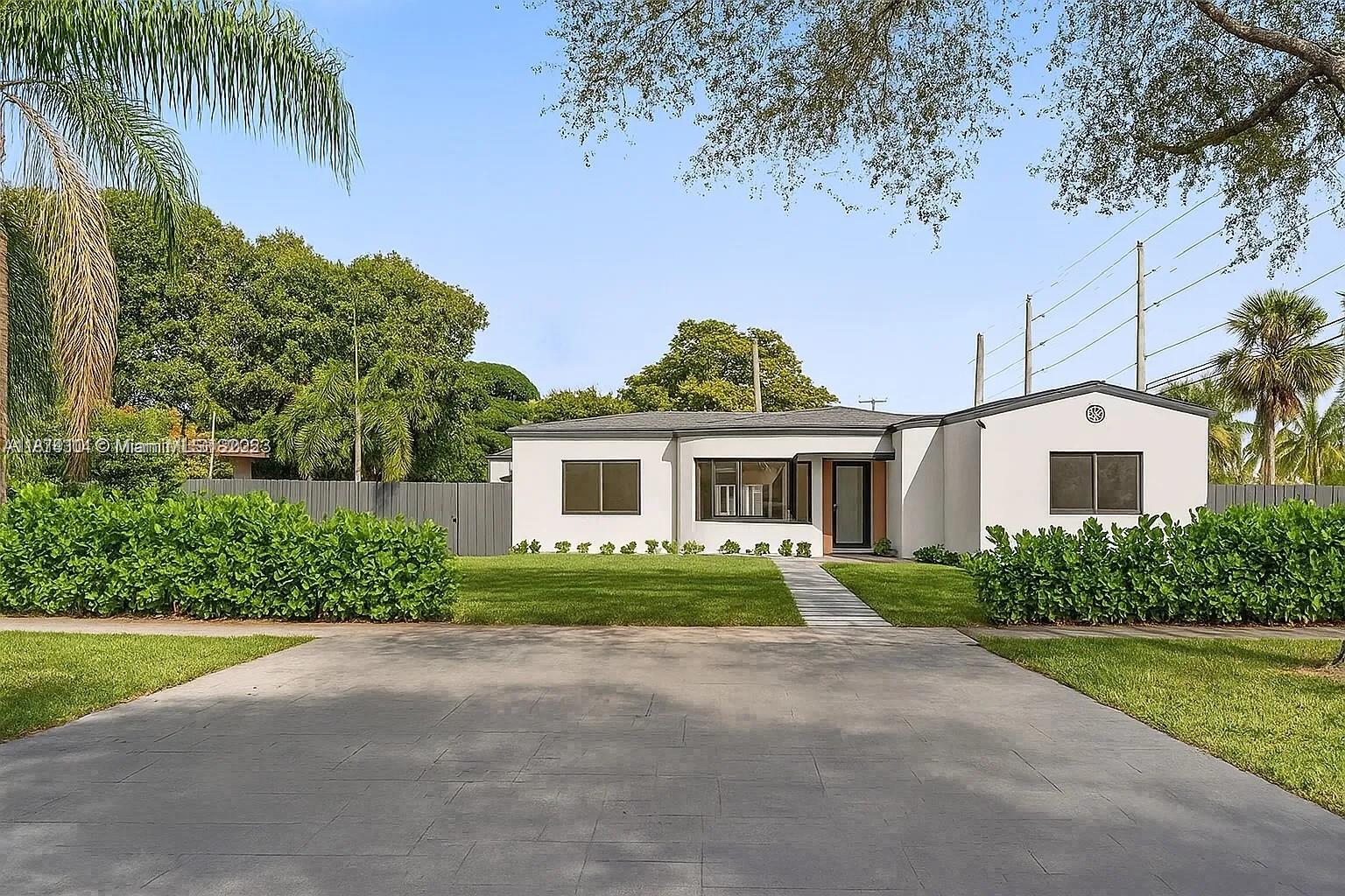 Welcome to this stunning 4-bedroom, 3.5-bath residence located in the heart of Miami Shores. Fully renovated and designed with both comfort and style in mind, this home offers a rare blend of space, flexibility, and charm.
Inside, you’ll find a bright and spacious layout featuring four generously sized bedrooms, 3.5 modern bathrooms, and a convenient small storage room. The home can be rented furnished or unfurnished, making it ideal for both short-term and long-term living. on a dead end street with lots of parking space
Step outside to enjoy a huge backyard, perfect for entertaining, family gatherings, or relaxing in your private outdoor retreat.
With its prime location, modern finishes, and versatile rental options, this Miami Shores gem is a rare opportunity you won’t want to miss.
