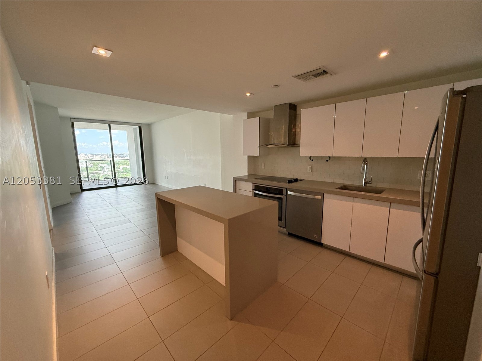 1600 NE 1st Ave 1711, Miami FL 33132
