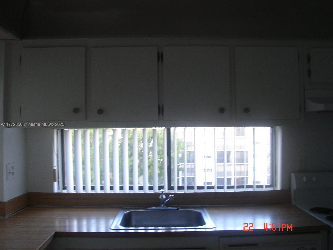 PLAZA OF AMERICAS CONDO P - Residential
