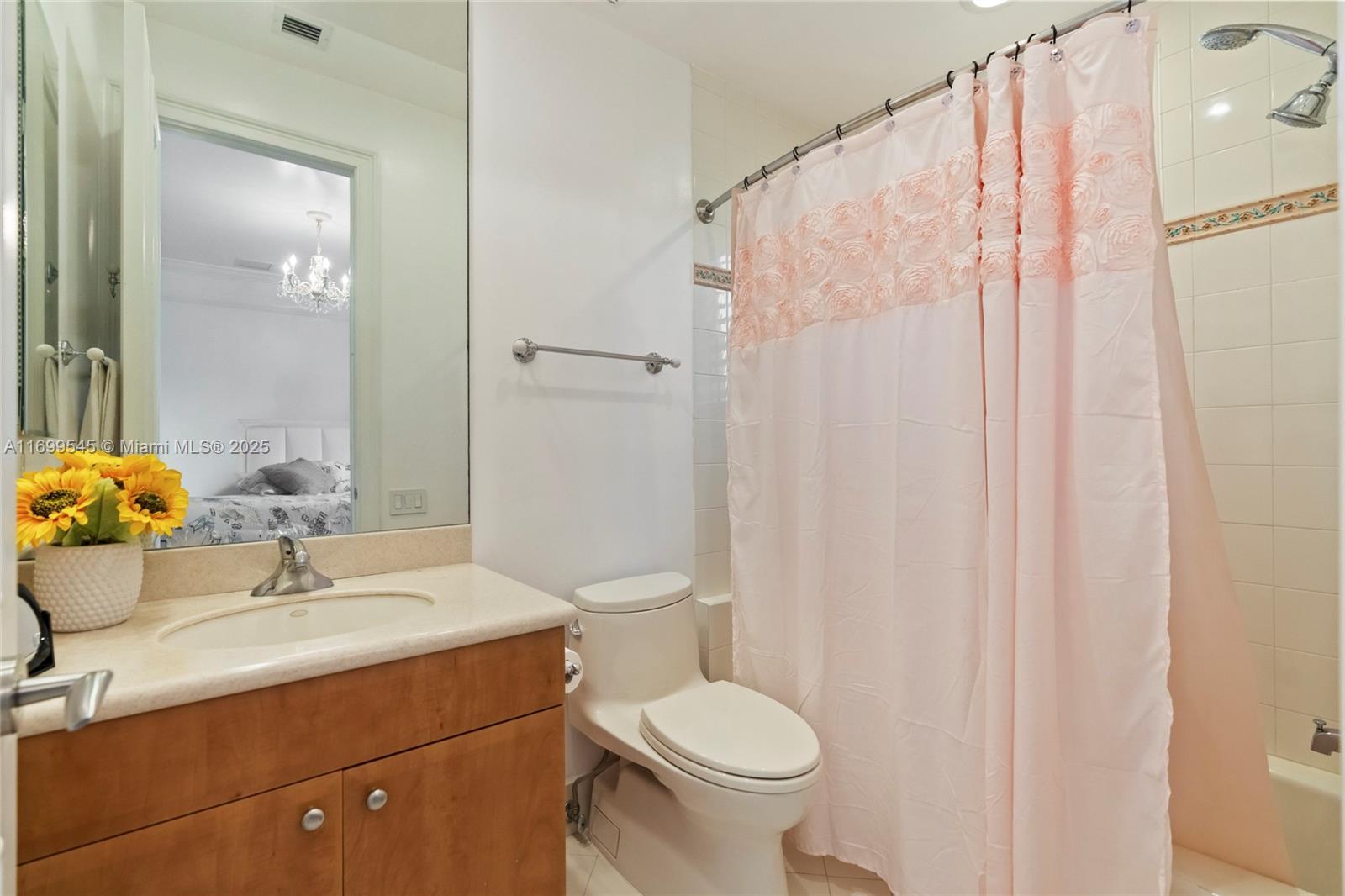 THREE ISLANDS 3RD SECTION - Residential Lease