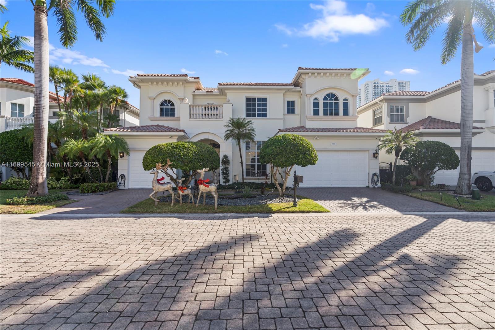 Rental Property at 1555 Windjammer Way, Hollywood, Broward County, Florida - Bedrooms: 5 
Bathrooms: 7  - $35,000 MO.