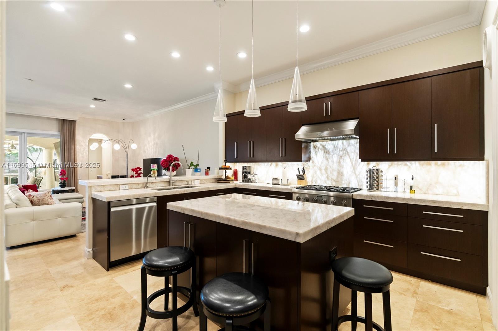 THREE ISLANDS 3RD SECTION - Residential Lease