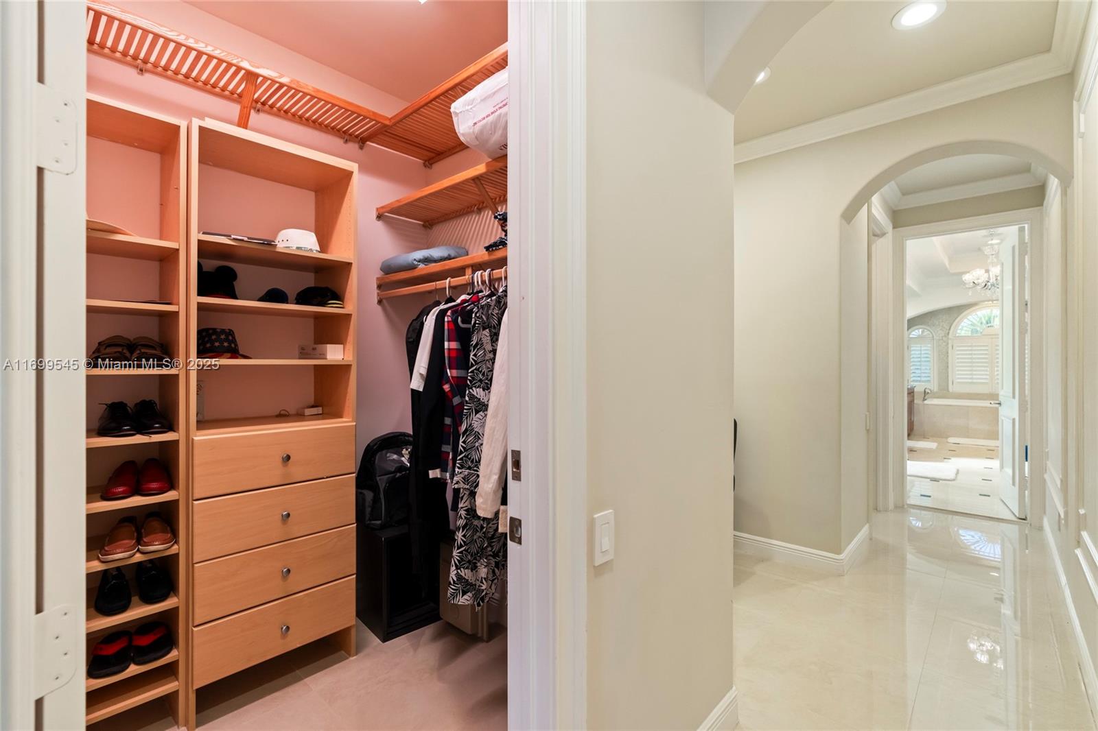 THREE ISLANDS 3RD SECTION - Residential Lease