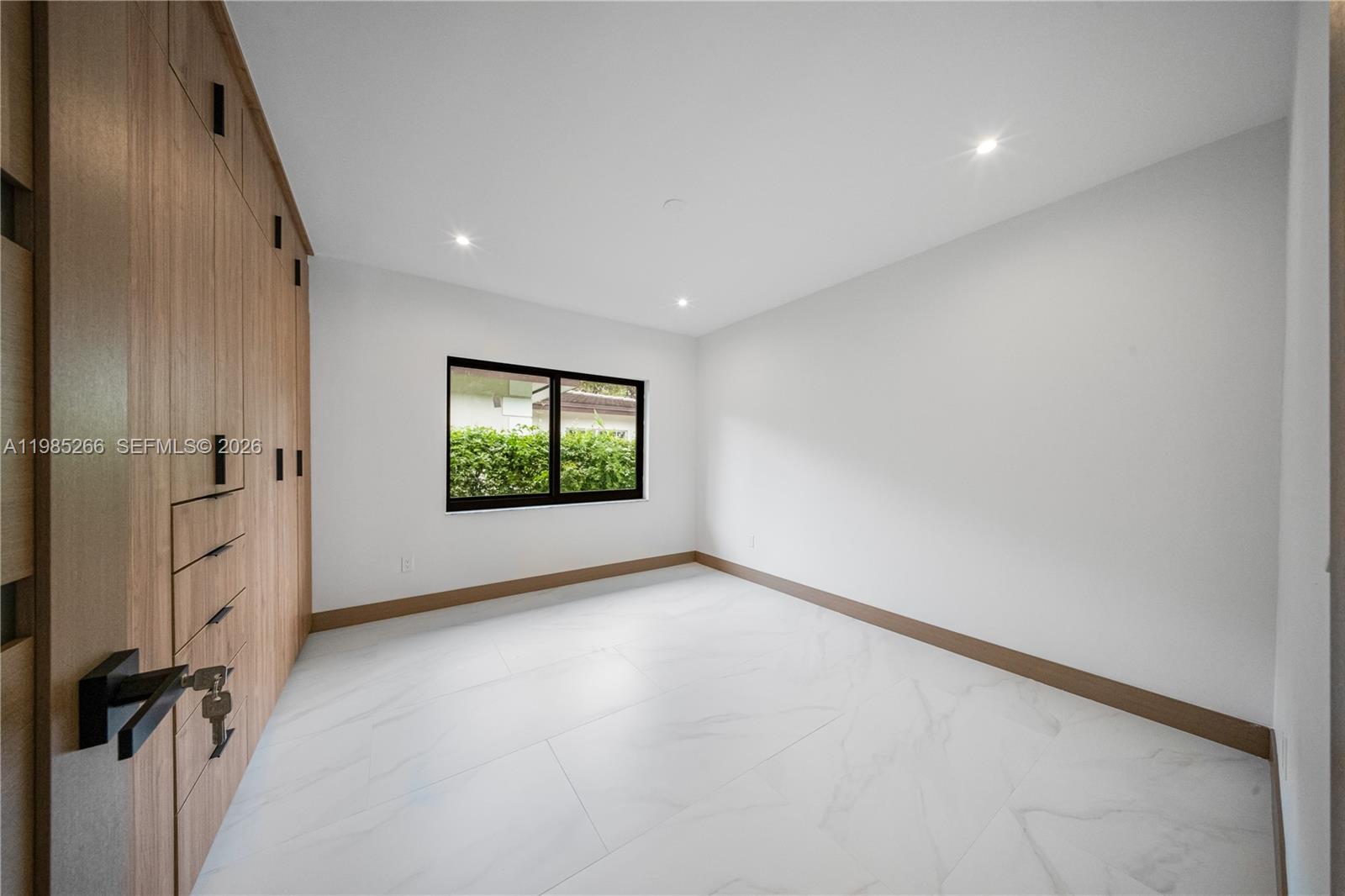 CORAL GABLES COUNTRY CLUB - Residential