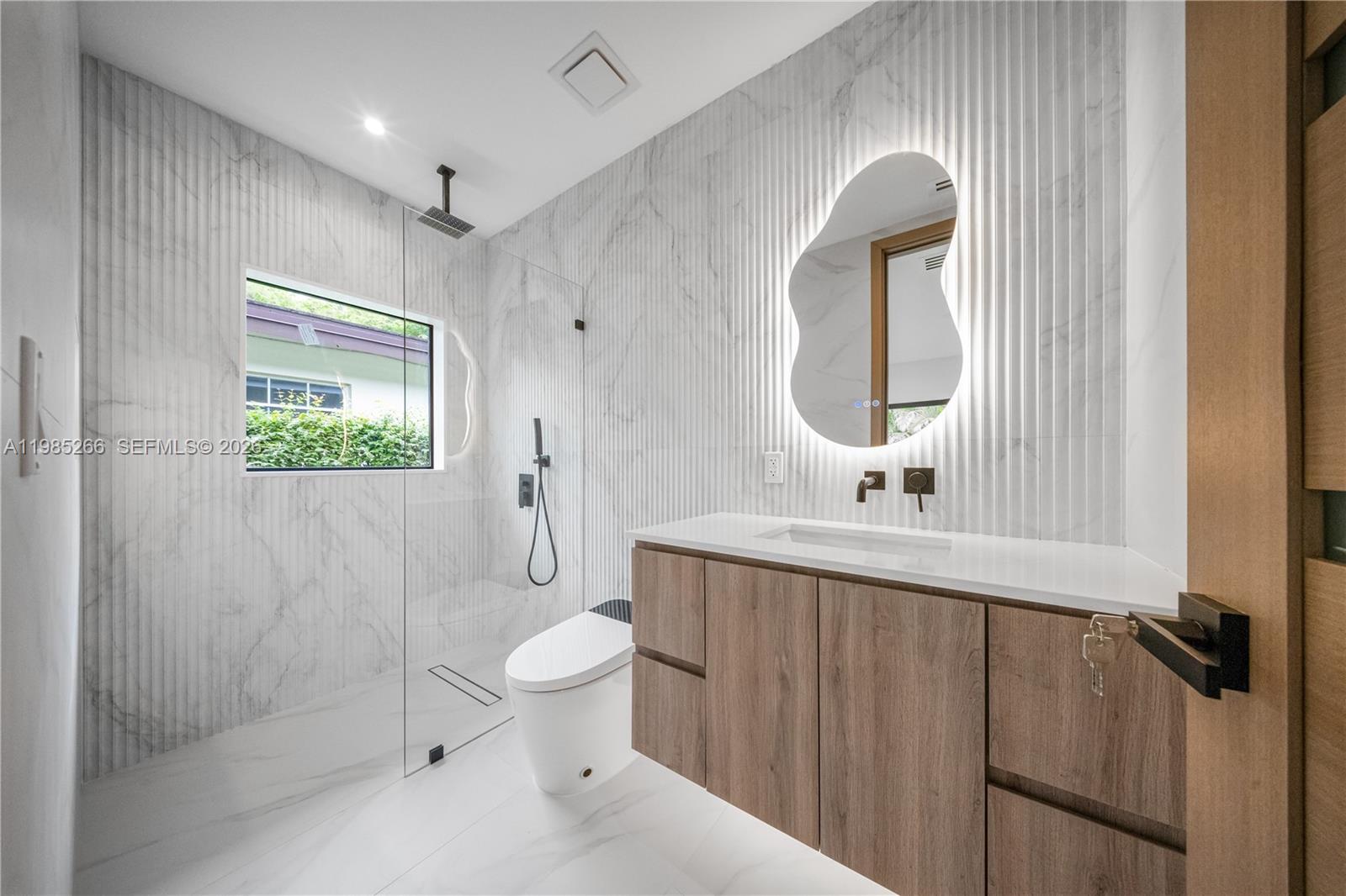 CORAL GABLES COUNTRY CLUB - Residential