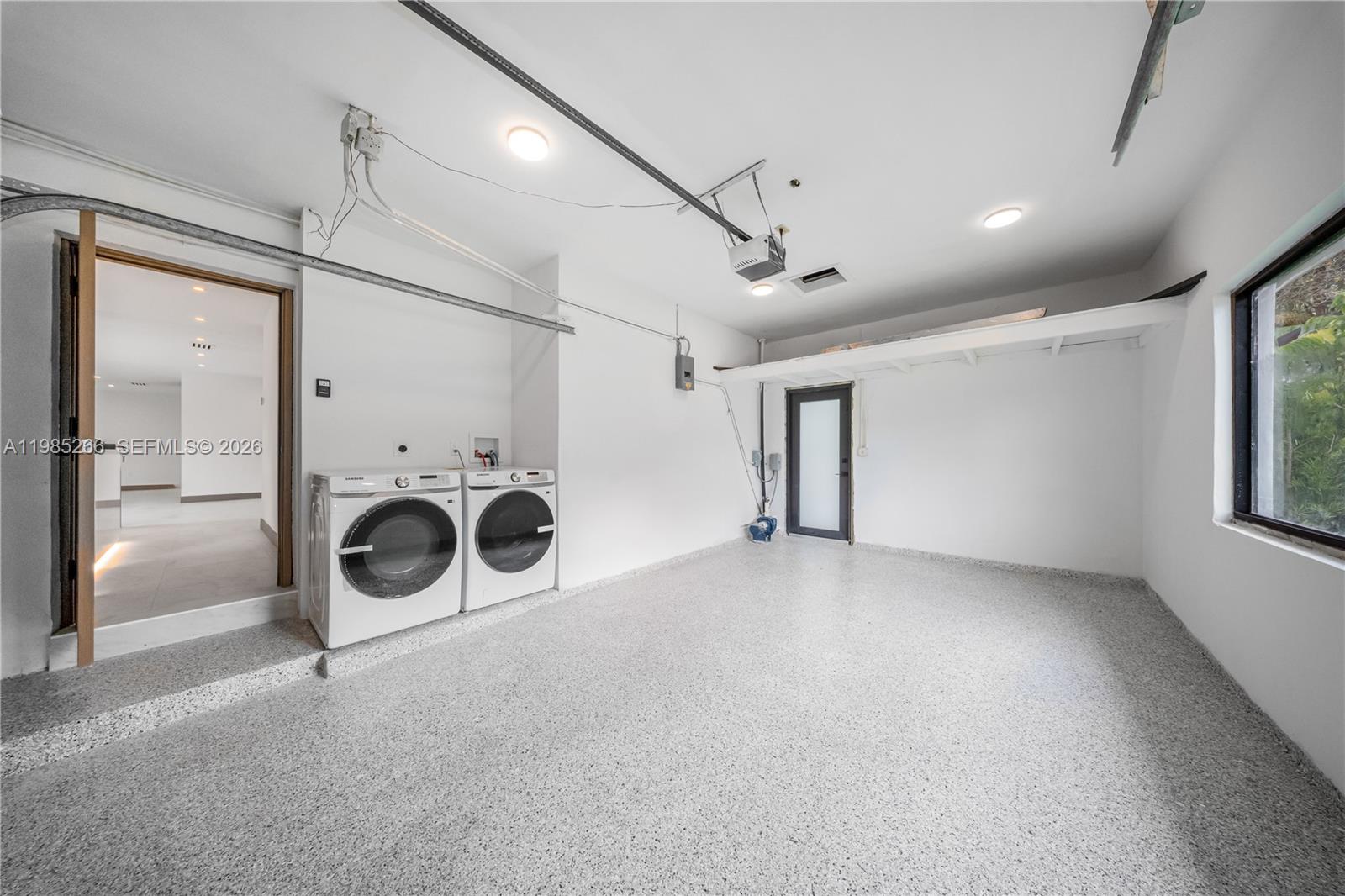 CORAL GABLES COUNTRY CLUB - Residential