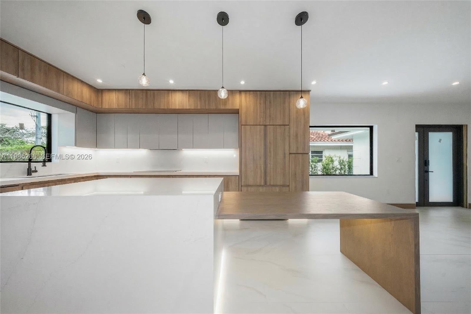 CORAL GABLES COUNTRY CLUB - Residential