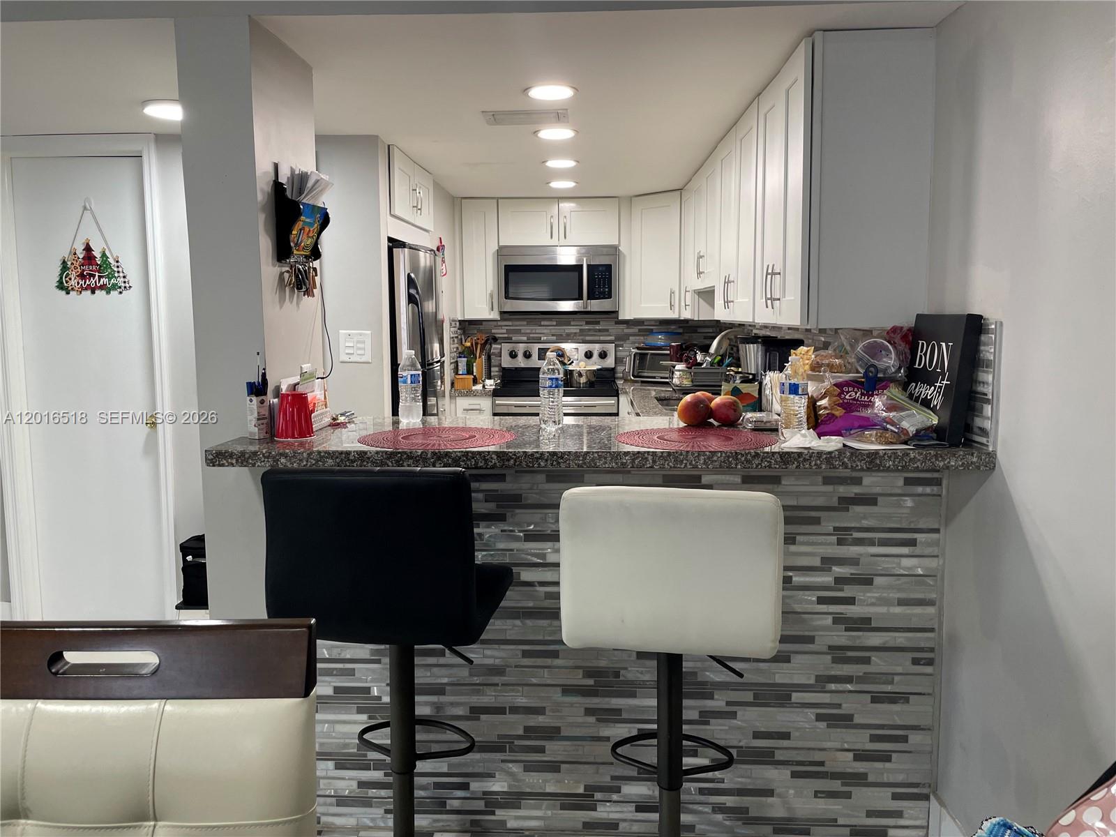 KENDALL CENTER - Residential
