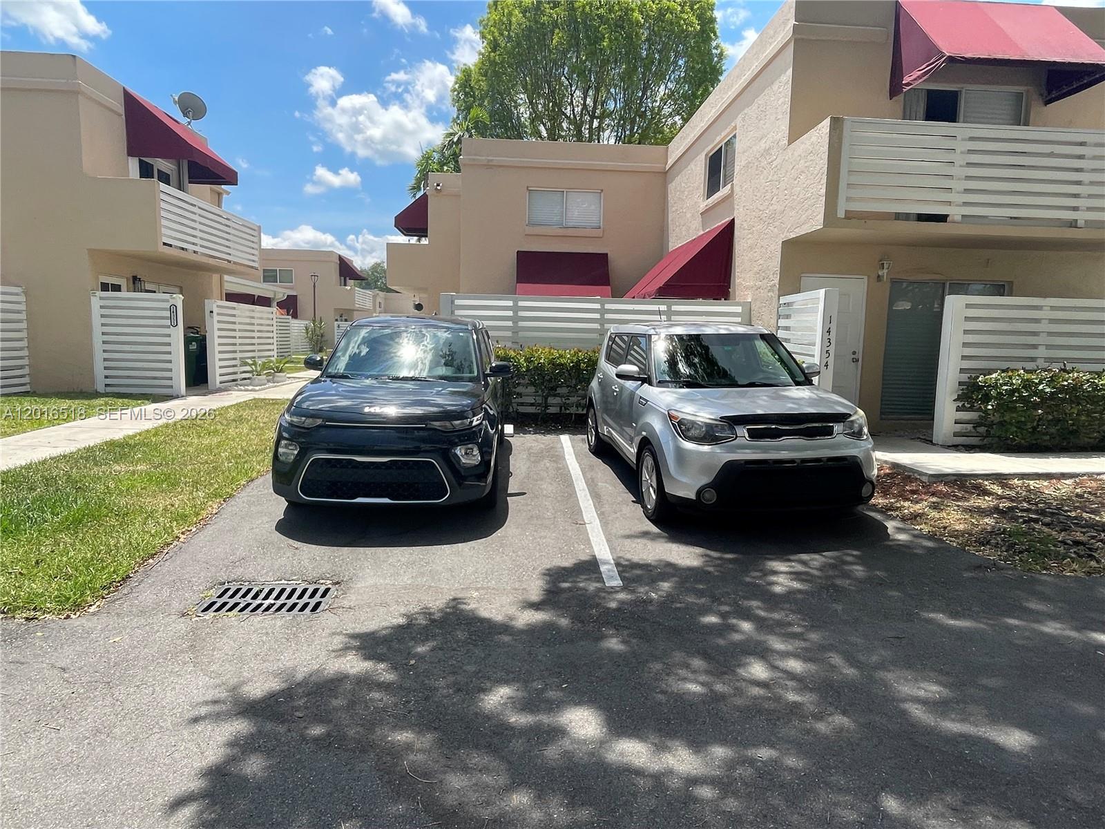 KENDALL CENTER - Residential