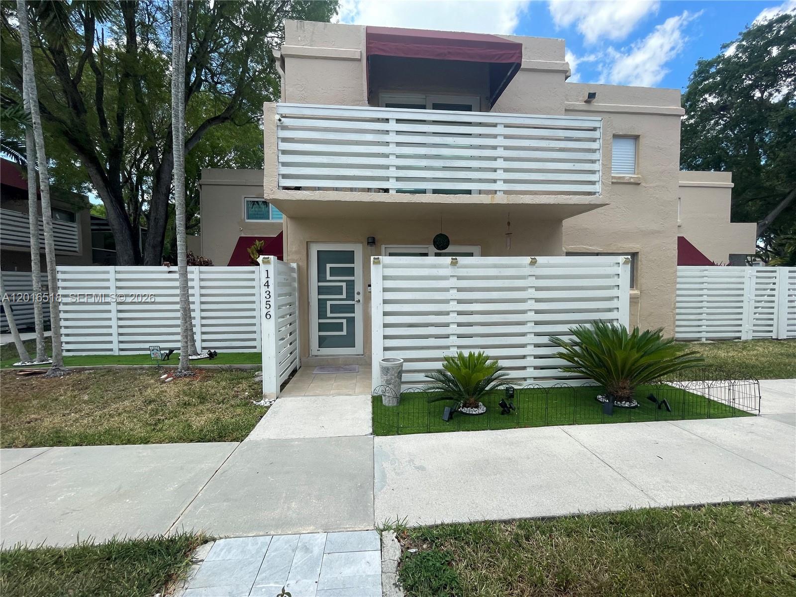 KENDALL CENTER - Residential