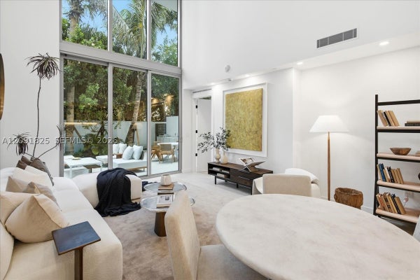 2200 BRICKELL AVE # GV04, MIAMI, FL 33129 - Image f2c56eb94c362a7ebd549a68d8a3b270/2153331065