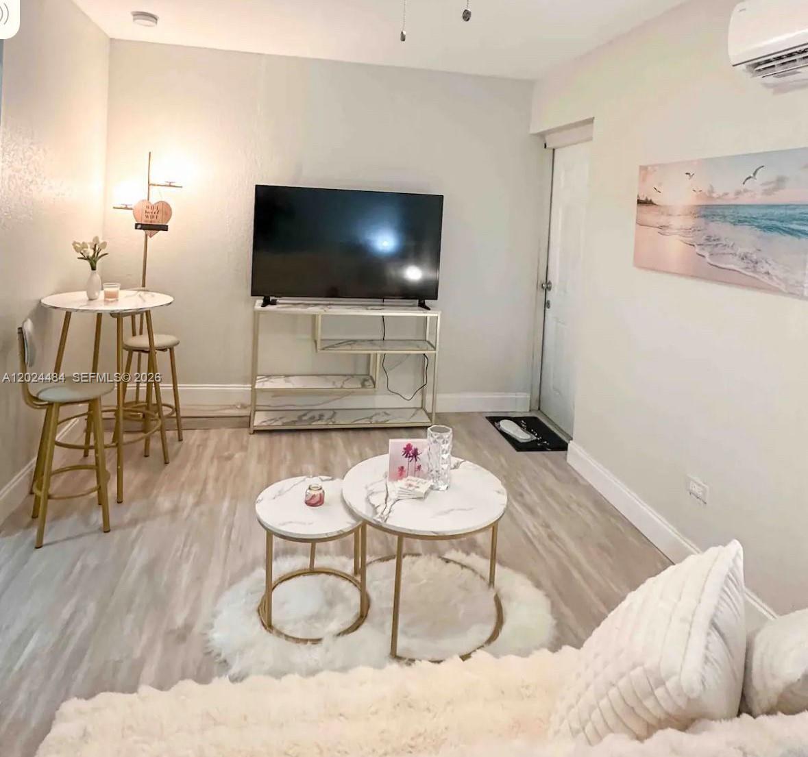IRONS MANOR 3RD ADDN - Residential Lease