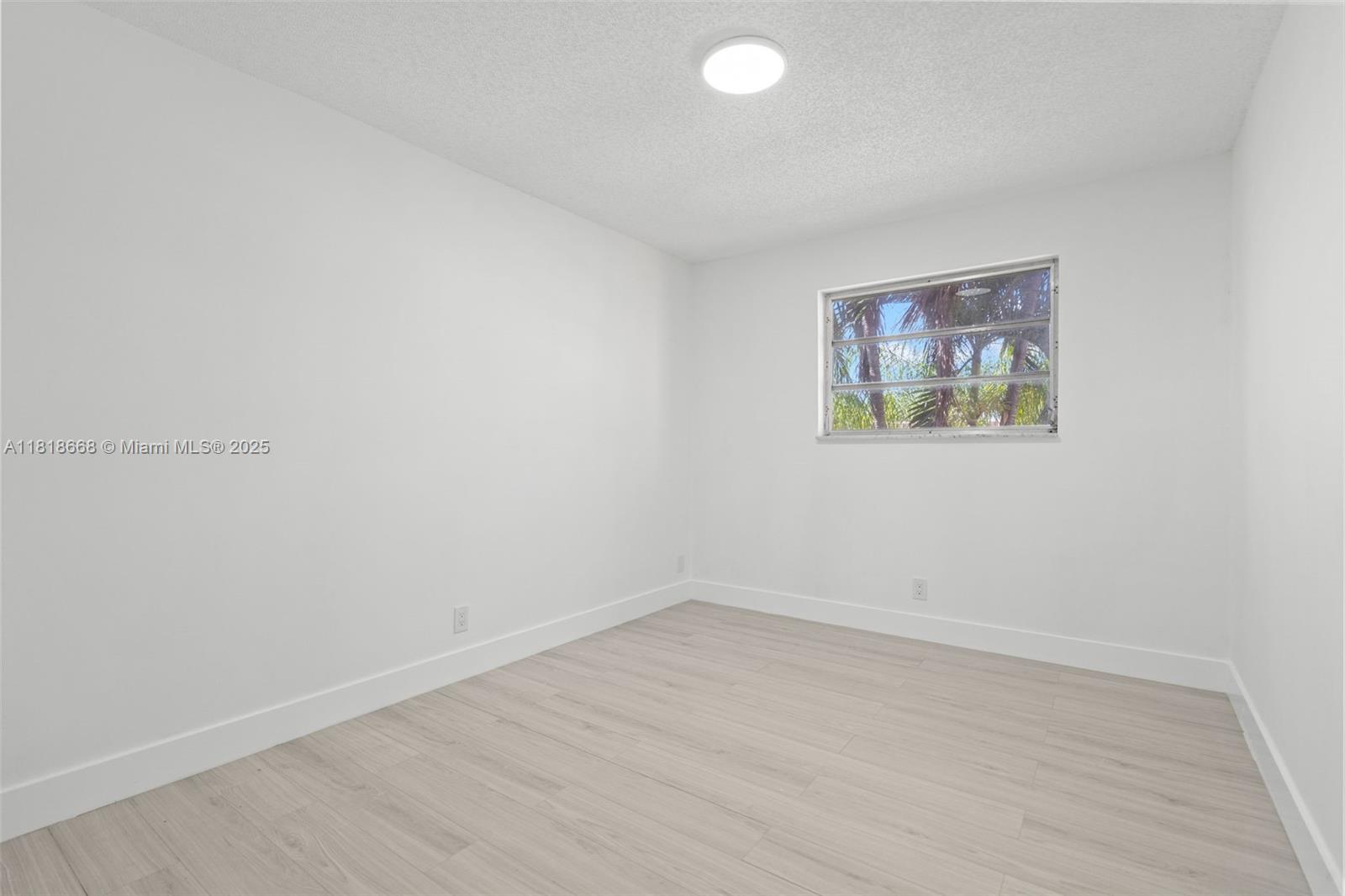 ARISTA PARK CONDO - Residential