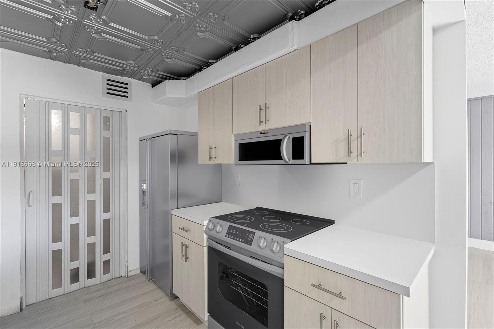 ARISTA PARK CONDO - Residential