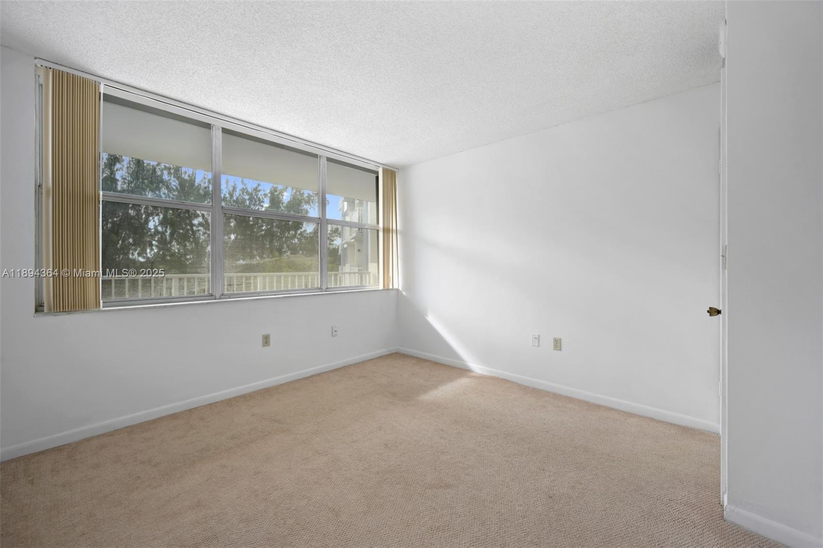WILSHIRE CONDO - Residential Lease
