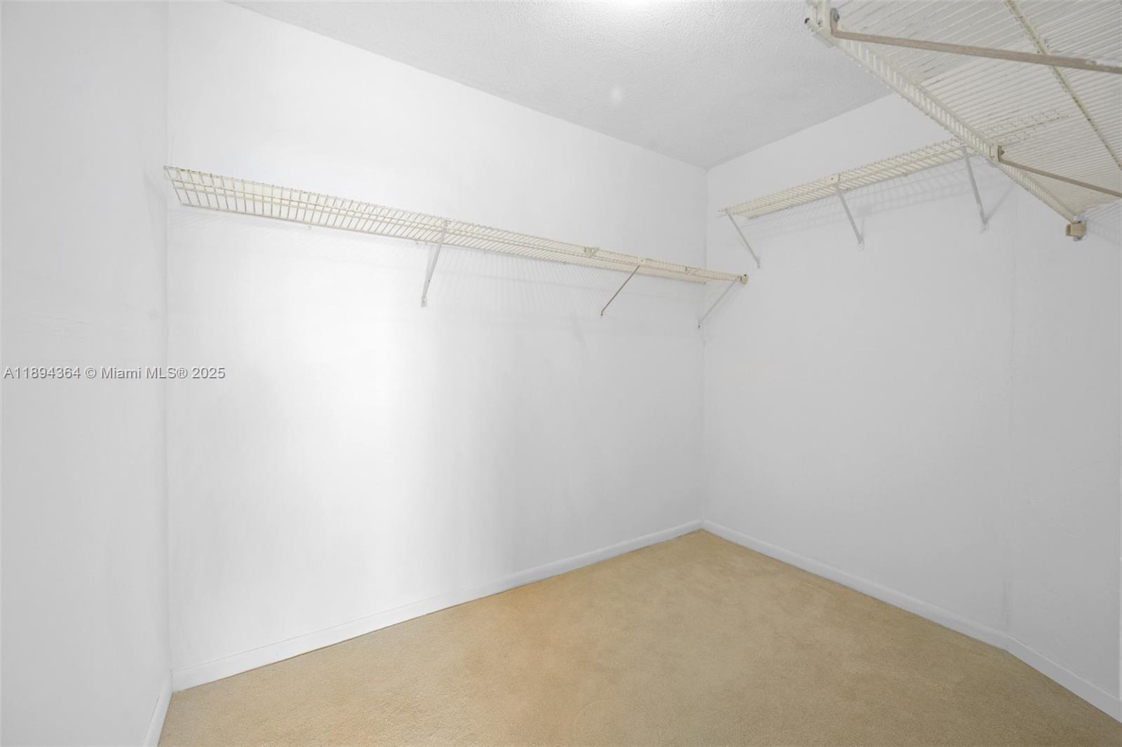 WILSHIRE CONDO - Residential Lease