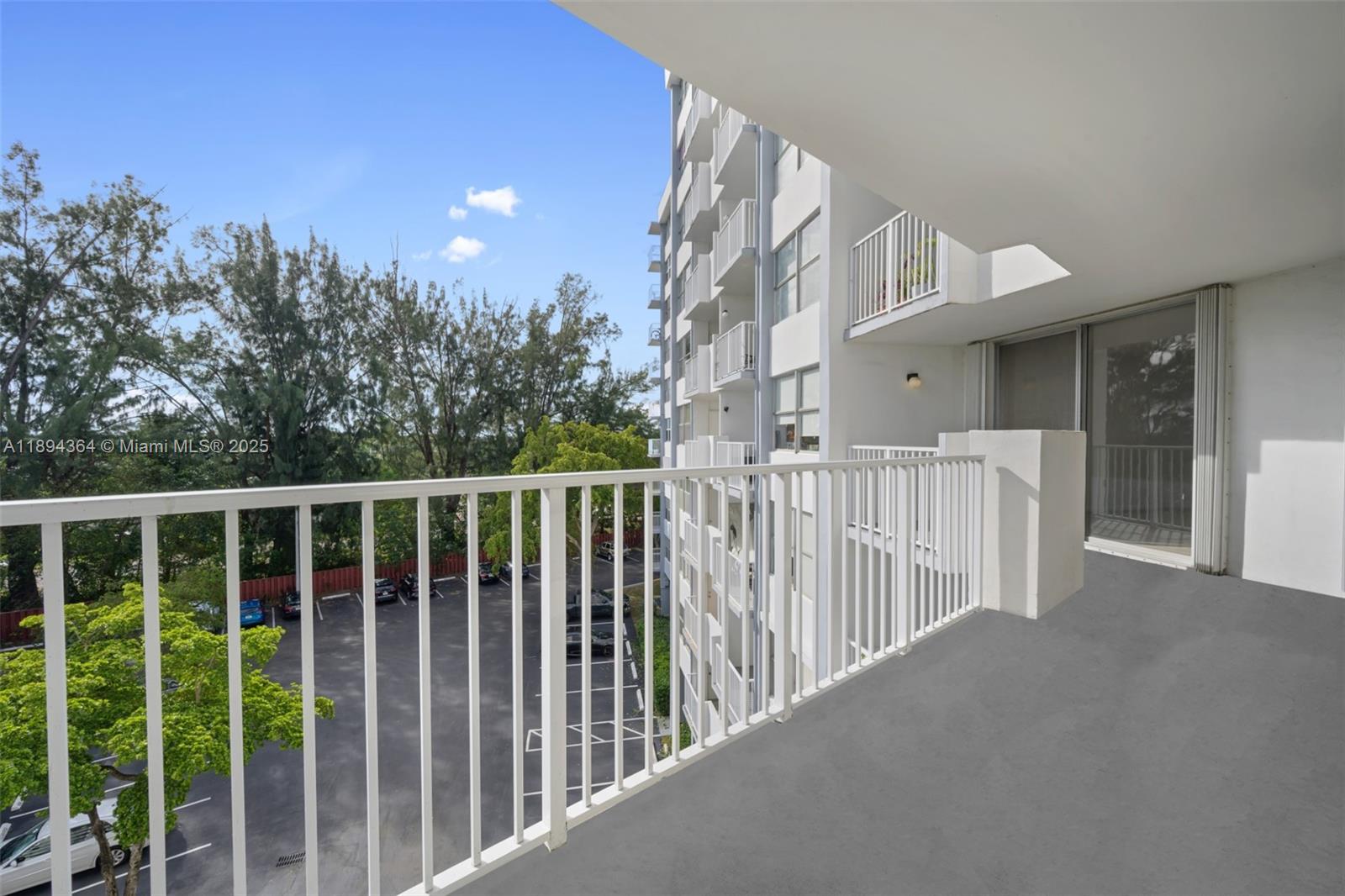 WILSHIRE CONDO - Residential Lease