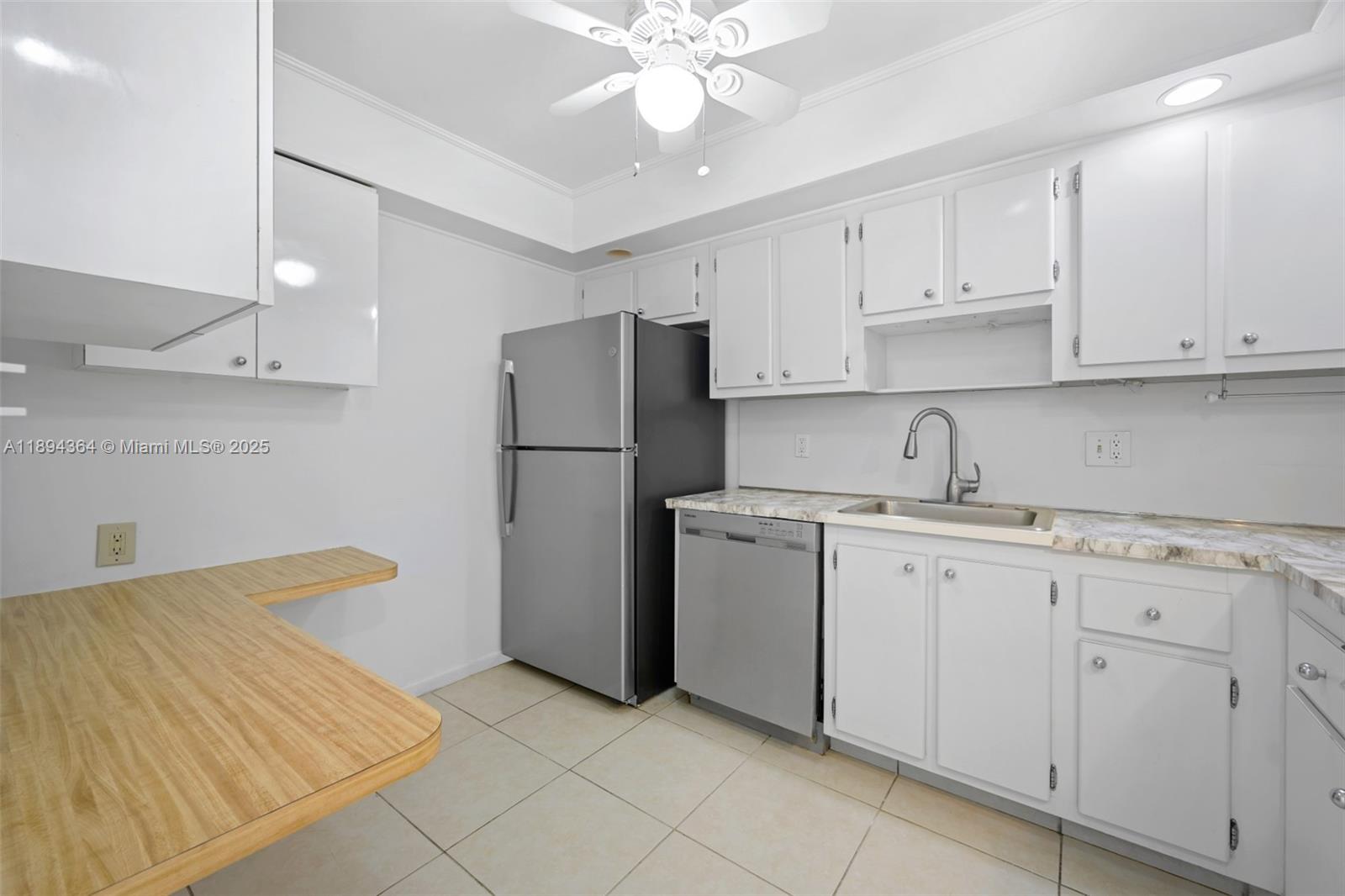 WILSHIRE CONDO - Residential Lease
