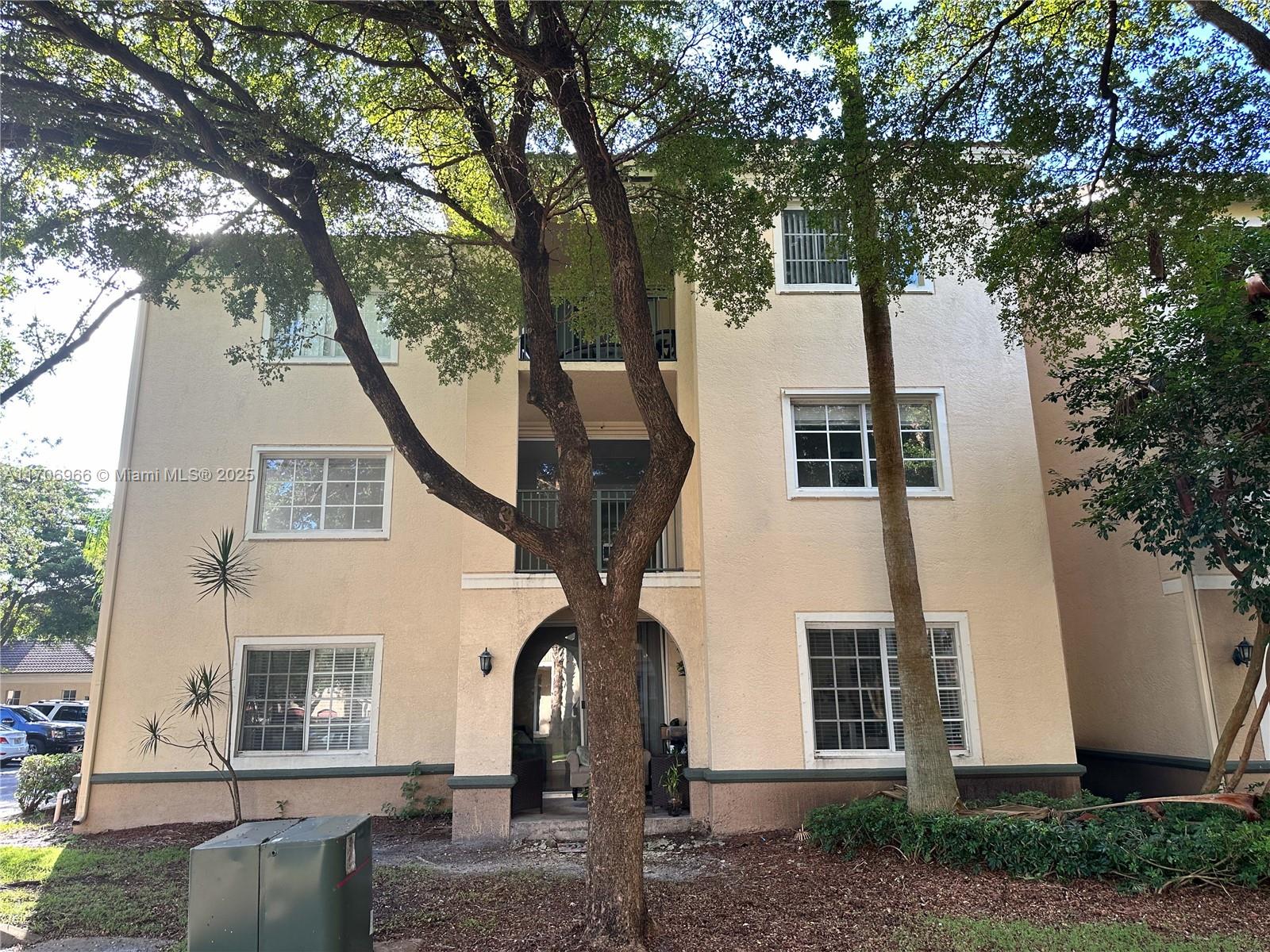 AVENTINE AT MIRAMAR CONDO - Residential