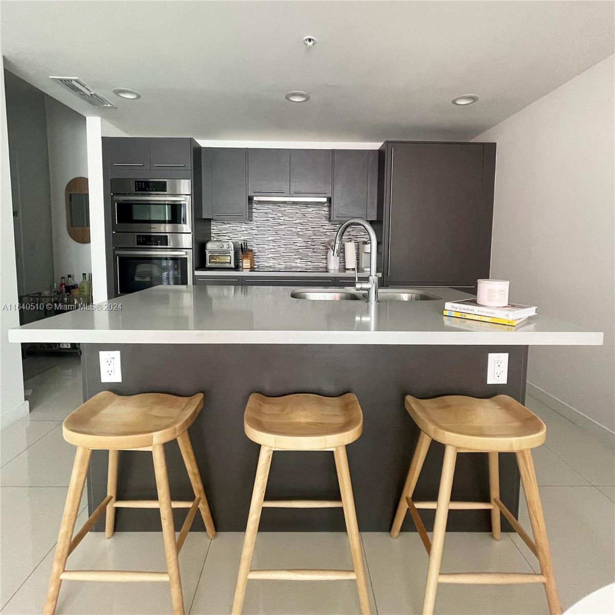 MIDTOWN DORAL CONDO 4 - Residential Lease