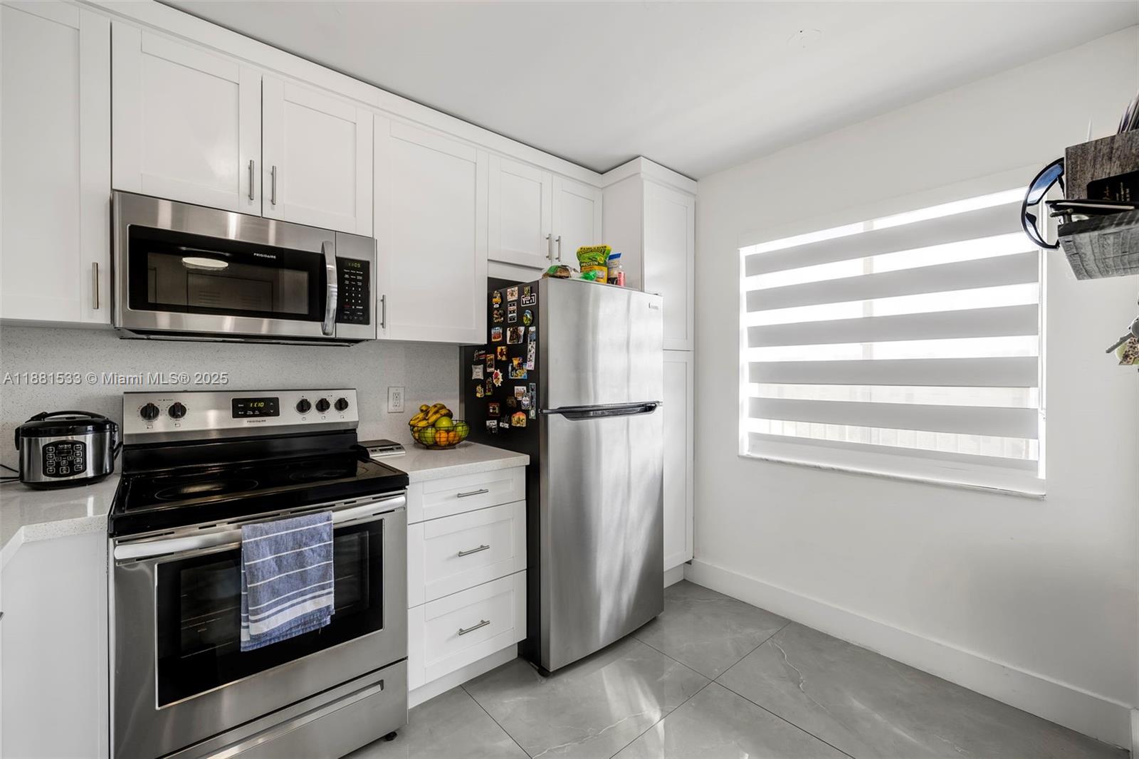 CASCADES OF LAUDERHILL - Residential