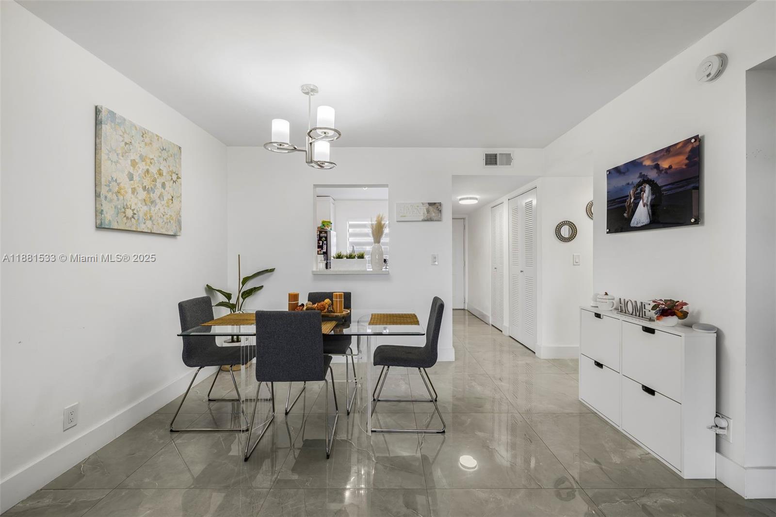 CASCADES OF LAUDERHILL - Residential
