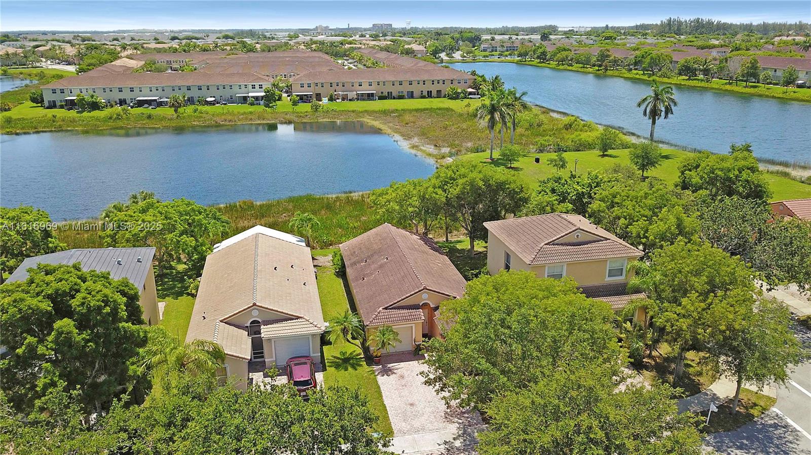 SHORES AT KEYS GATE - Residential