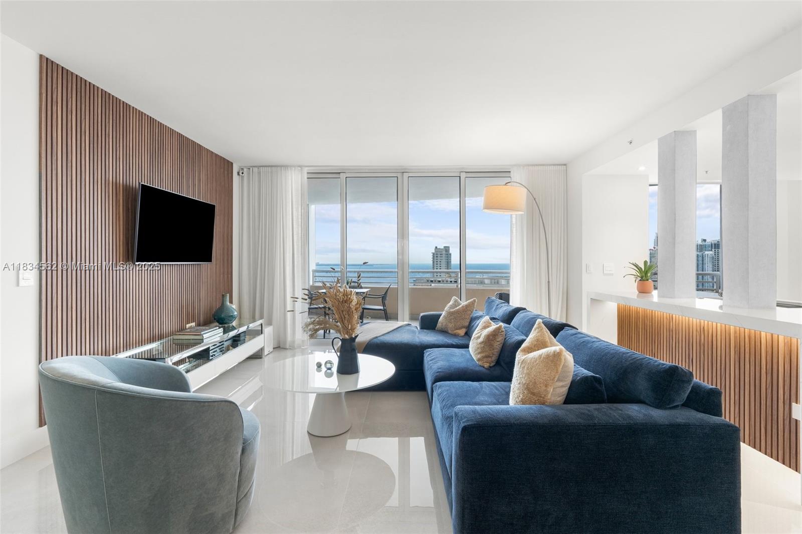 848 Brickell Key Dr 2705