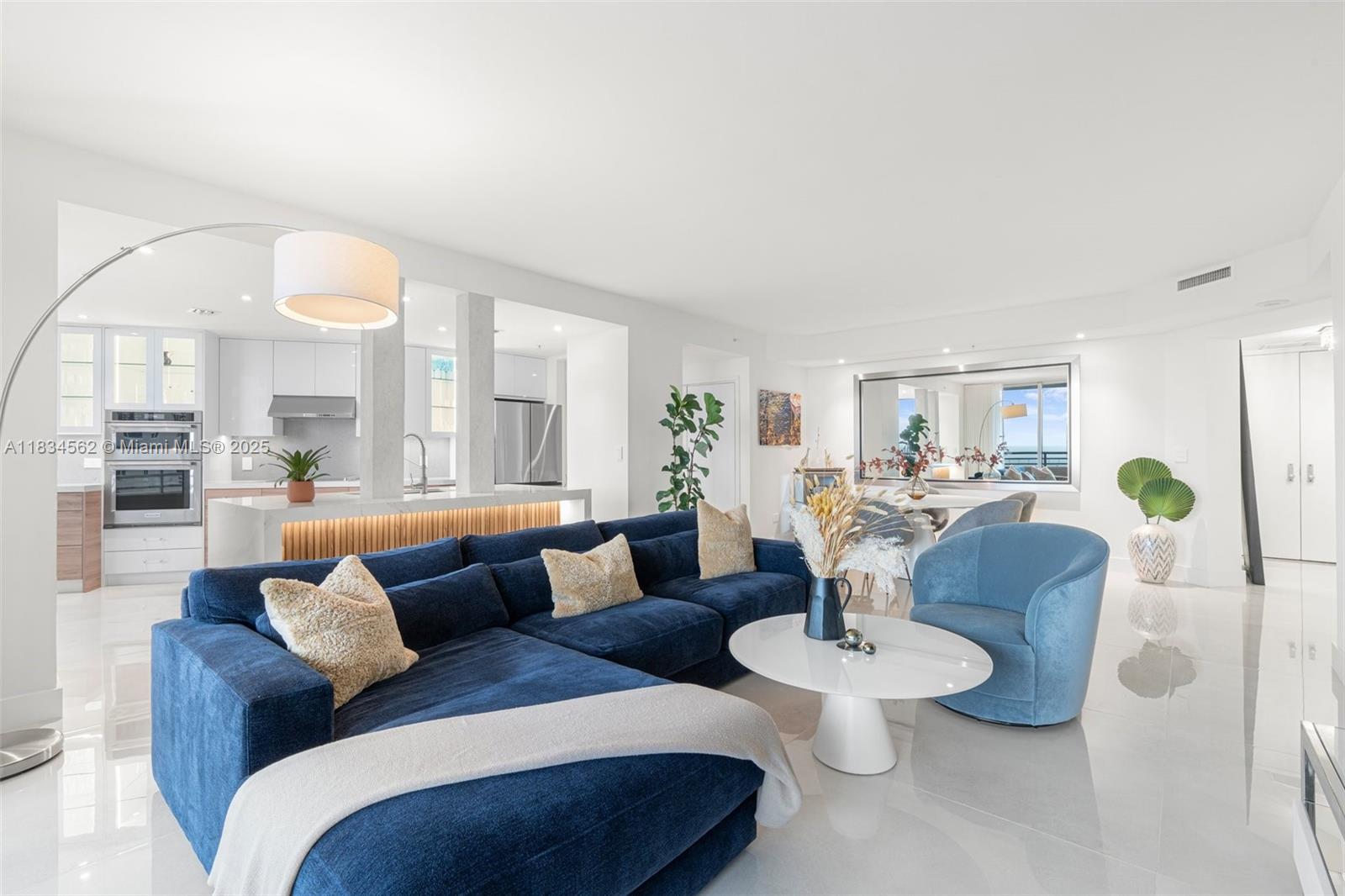 848 Brickell Key Dr 2705