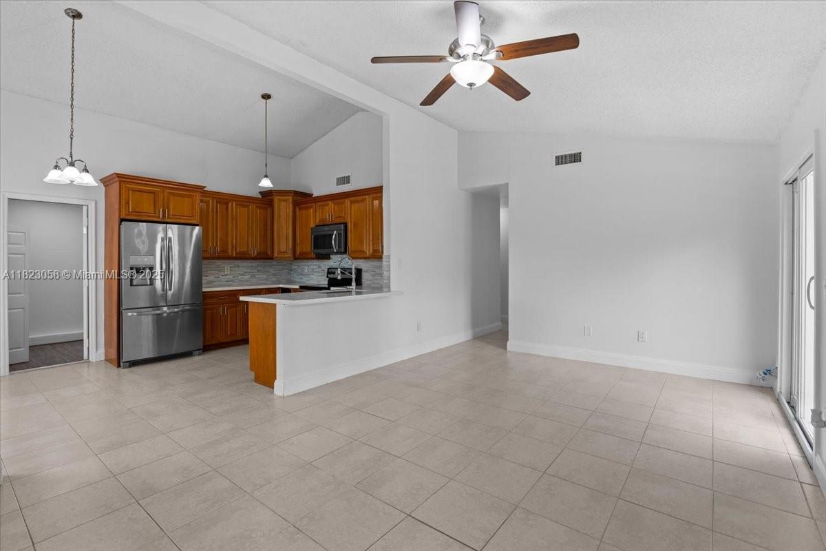 CINNAMON PLACE 1 - Residential