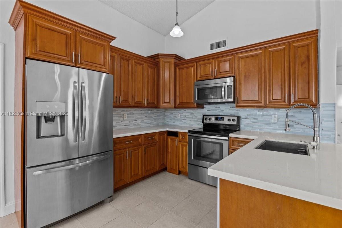 CINNAMON PLACE 1 - Residential