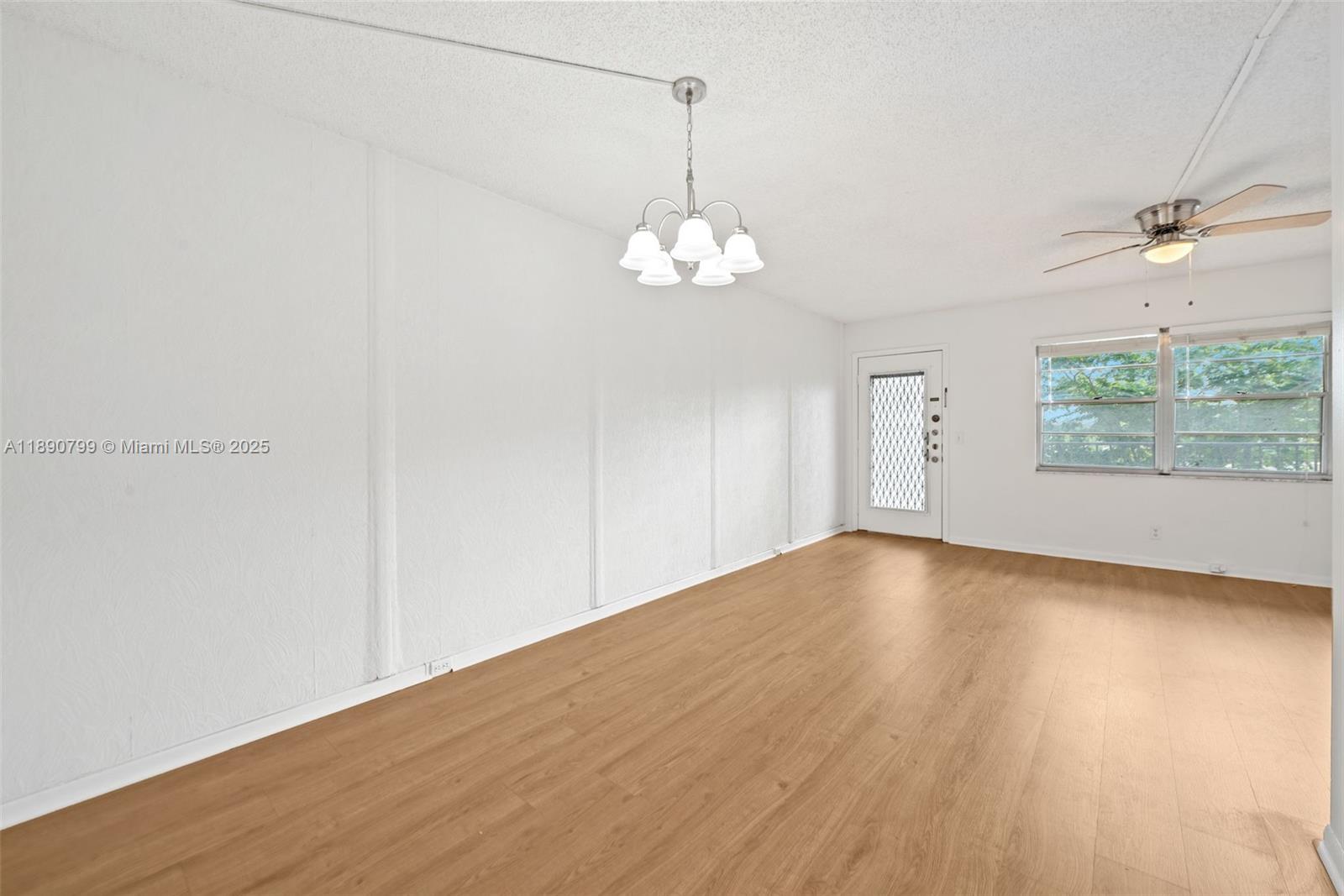 KINGSLEY AT CENTURY VILLA - Residential