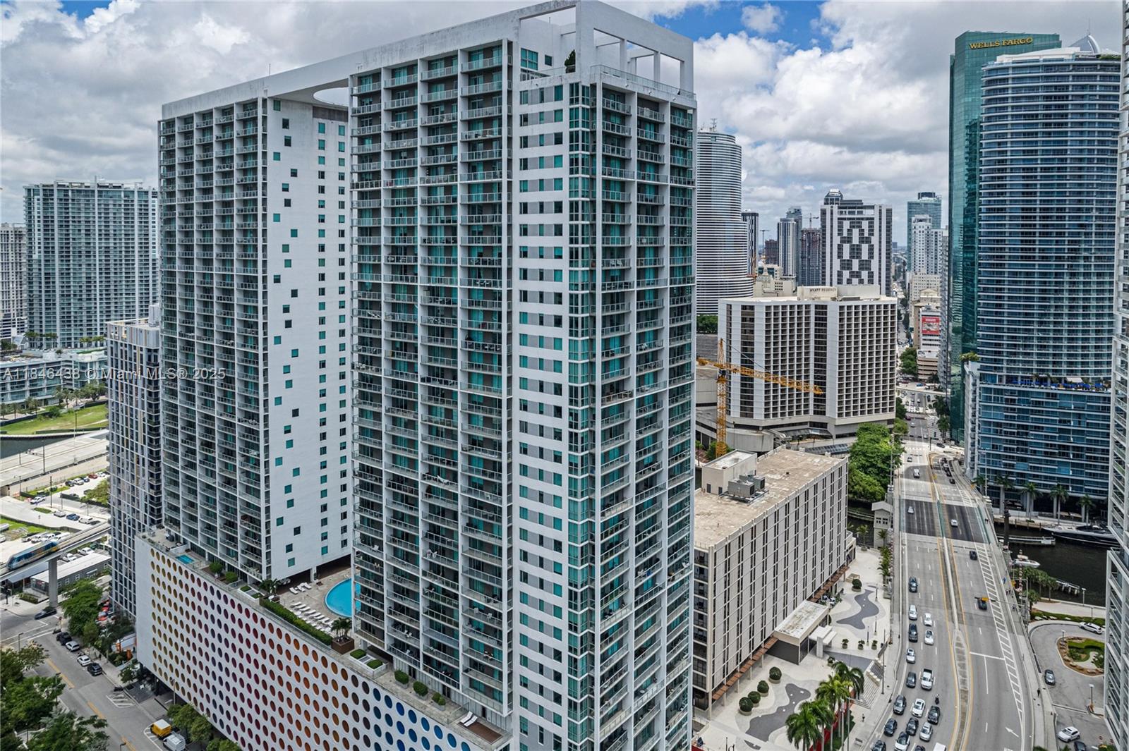 500 Brickell Ave 2204