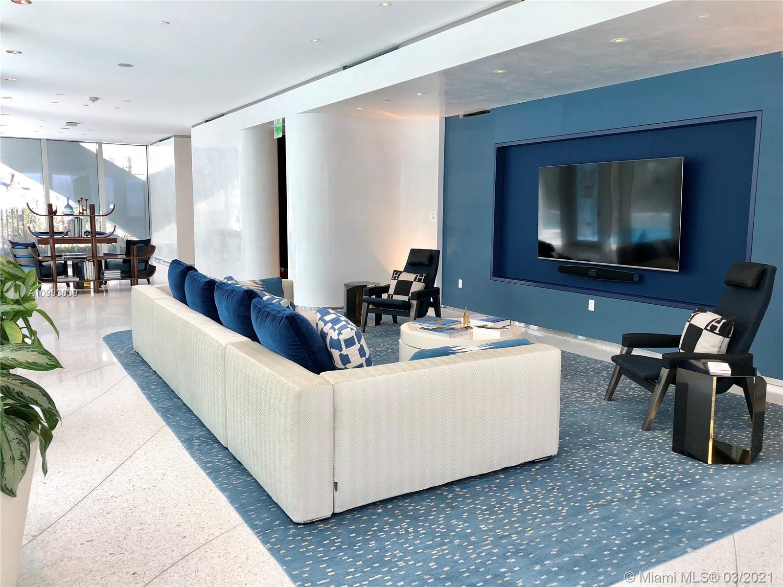 JADE SIGNATURE CONDO - Residential