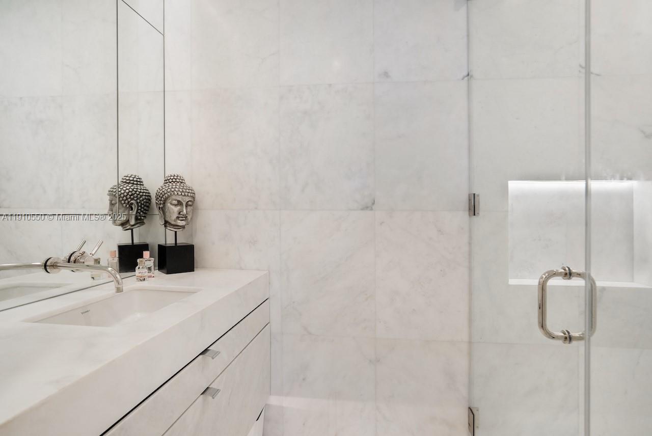 Monad Terrace - Residential