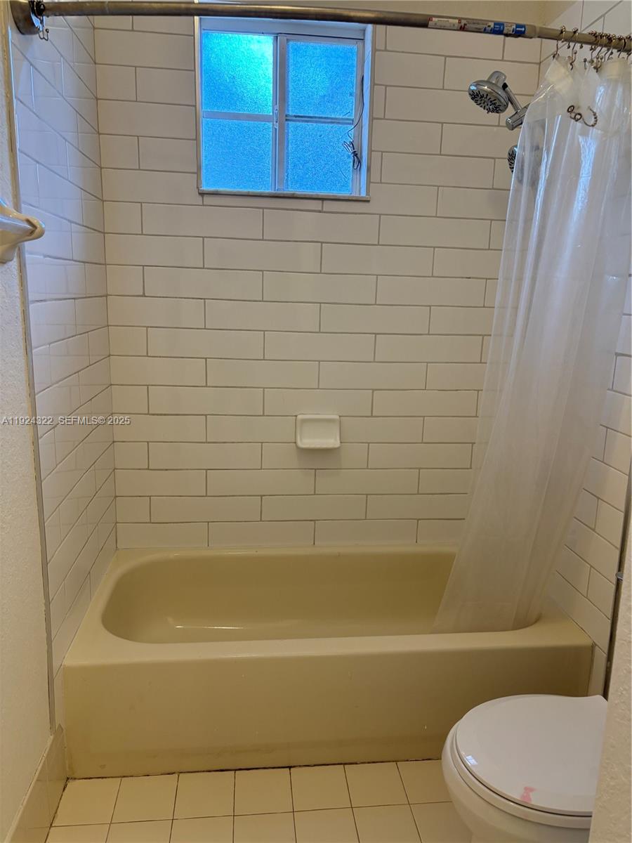 CATALINA PLACE - Residential Lease