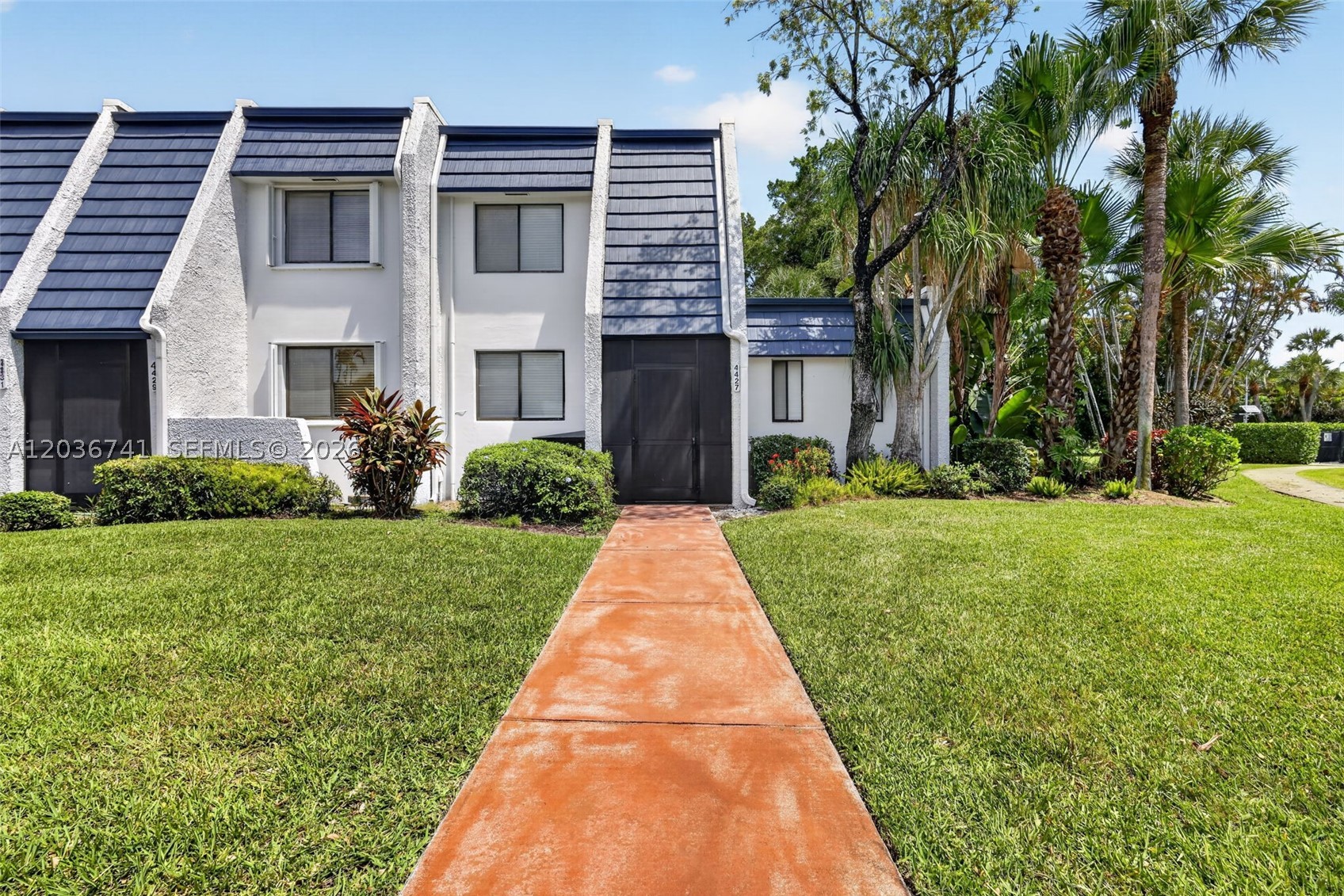 4427 Luxemburg Ct