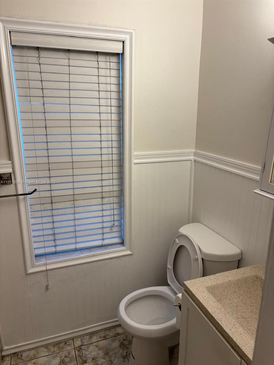HOLLYWOOD BEACH SECOND AD - Residential Lease