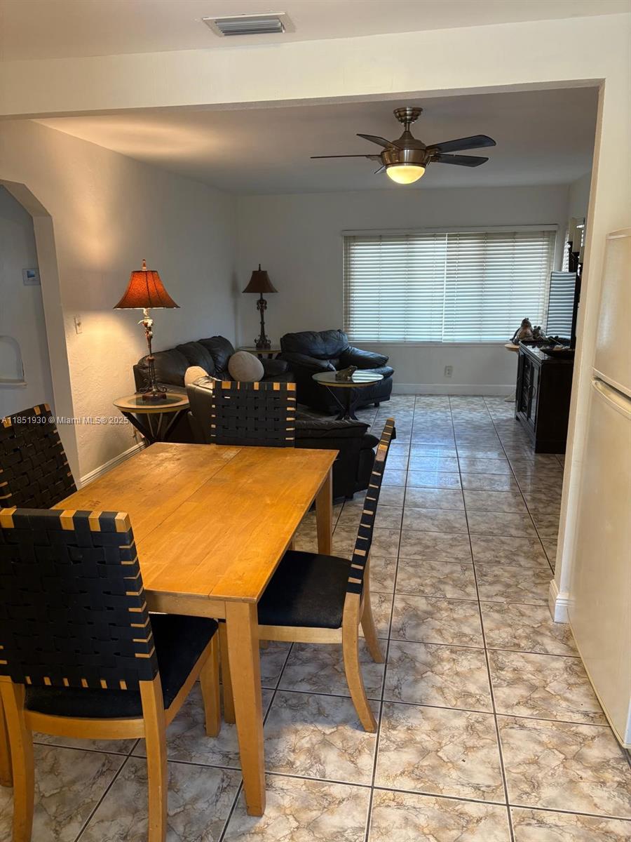 HOLLYWOOD BEACH SECOND AD - Residential Lease