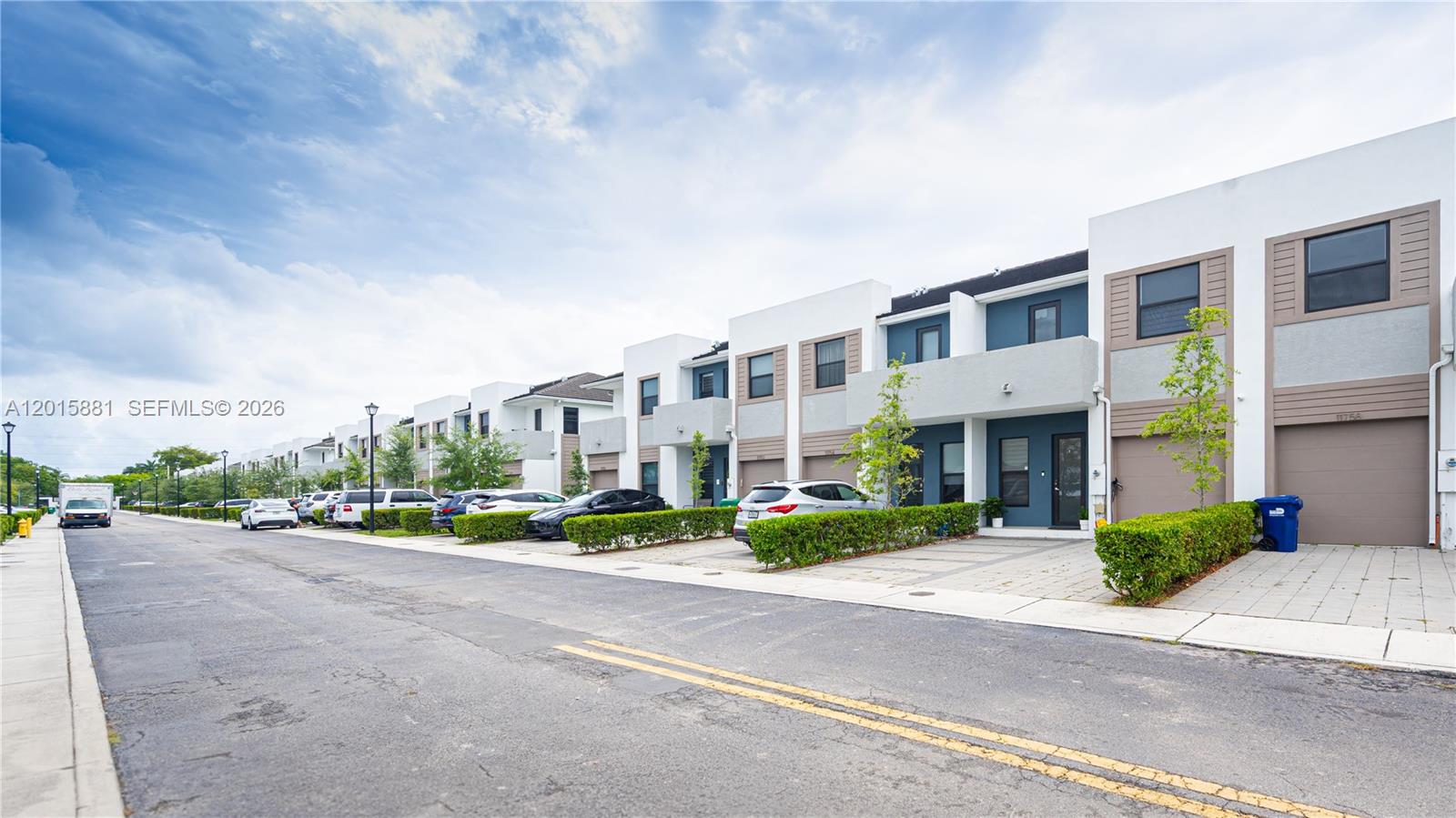 KILLIAN COMMONS - Residential