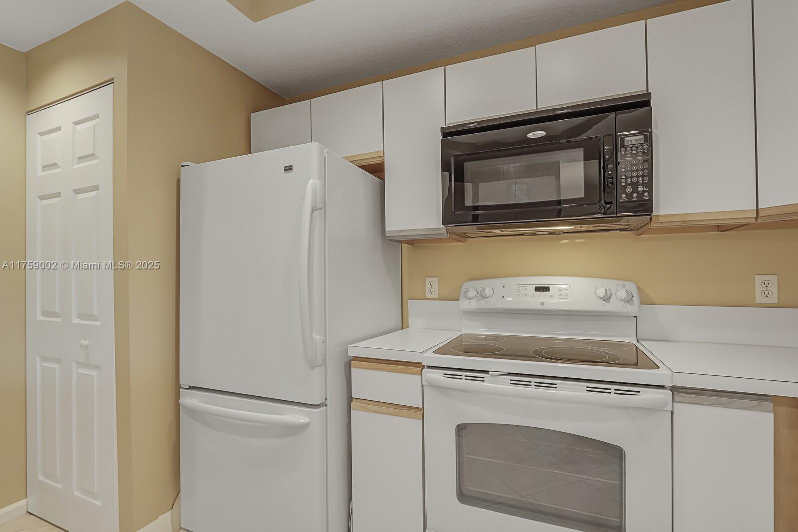 MUIRFIELD CONDO - Residential