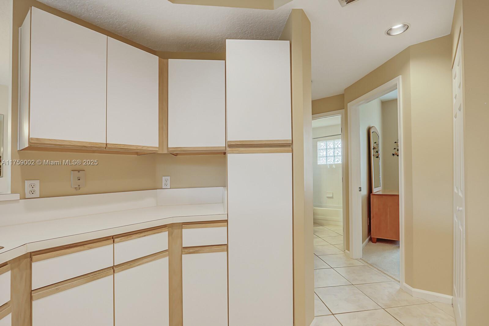 MUIRFIELD CONDO - Residential