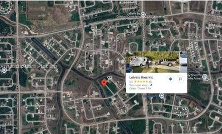 PORT LABELLE UNIT 7 - Land