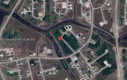 PORT LABELLE UNIT 7 - Land