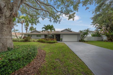 Photo of 15351 SW 146th St, Miami, FL 33196 (MLS # A12028863)