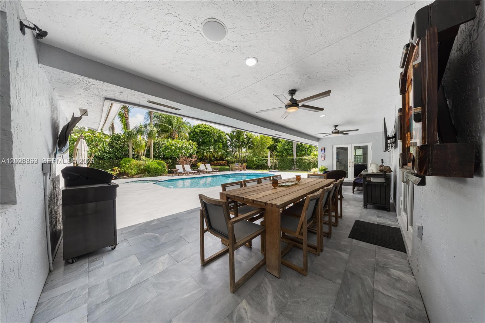 COUNTRY WALK SEC 6 - Residential