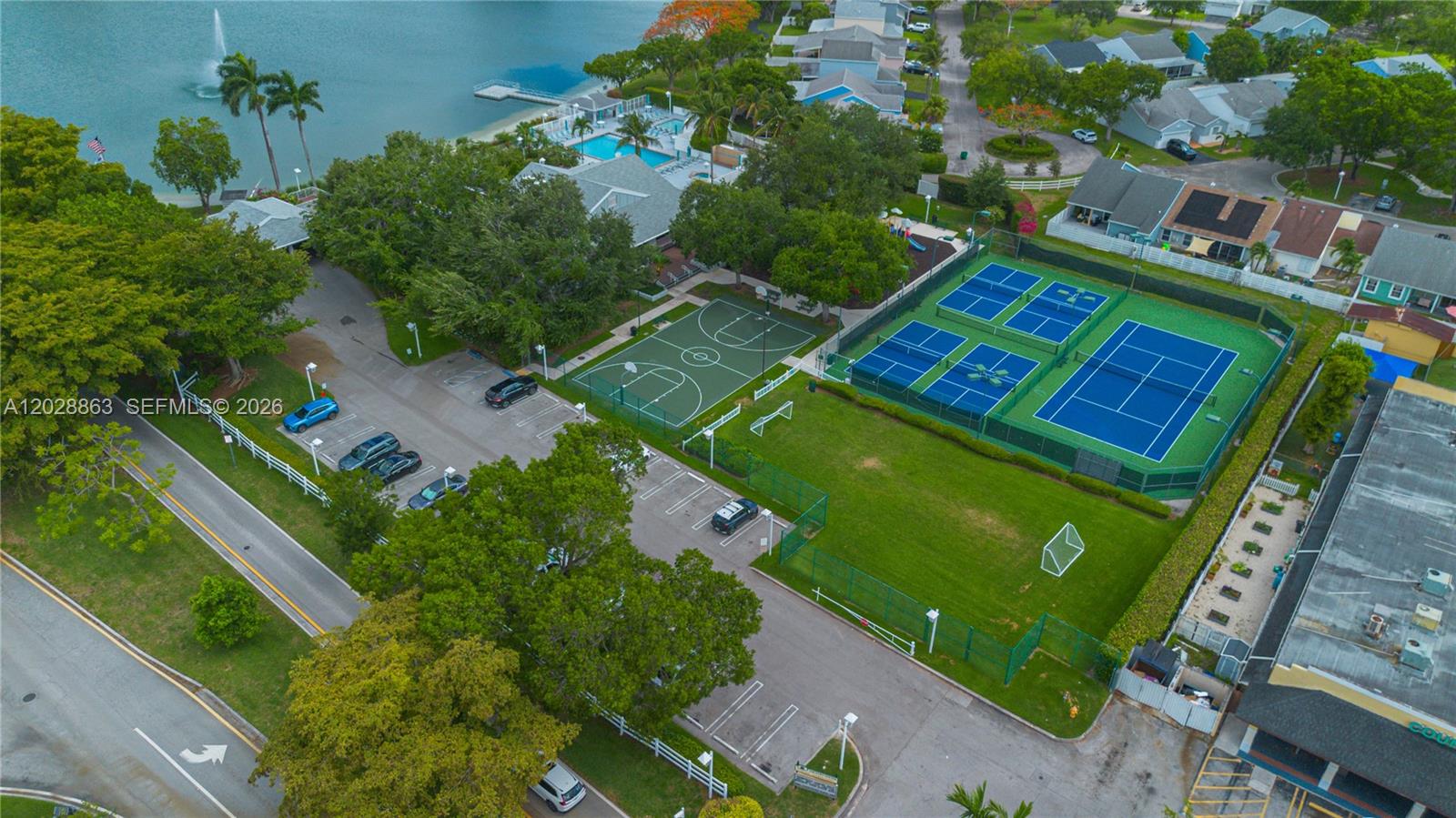 COUNTRY WALK SEC 6 - Residential