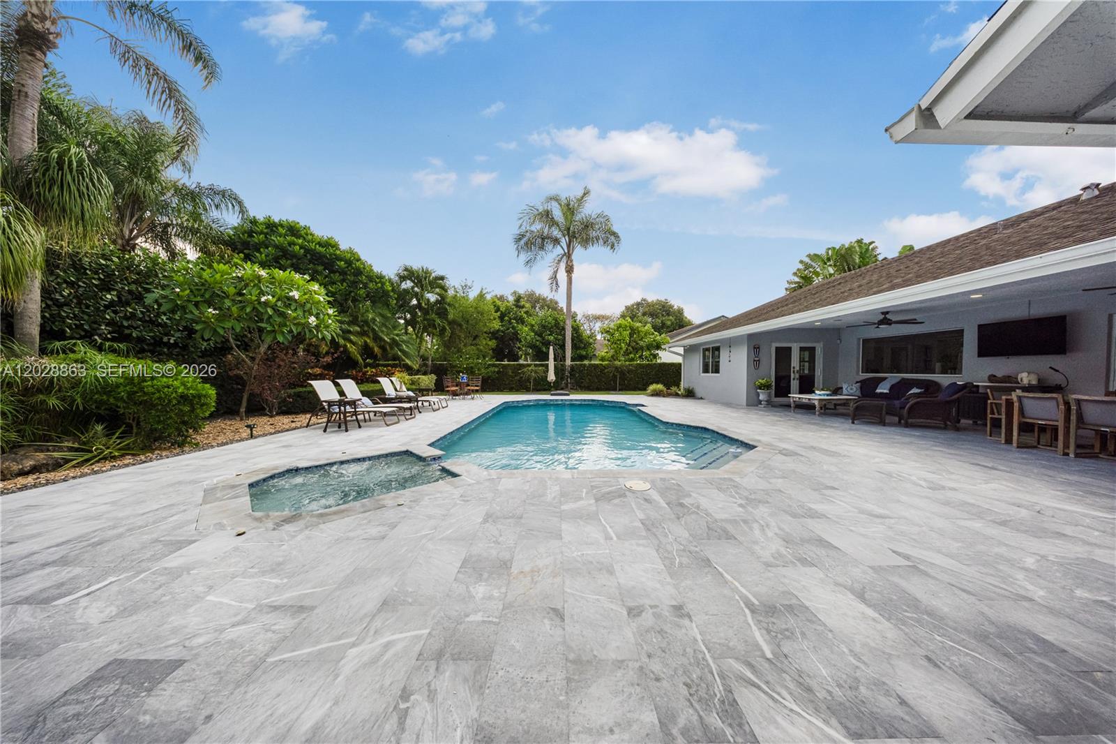 COUNTRY WALK SEC 6 - Residential